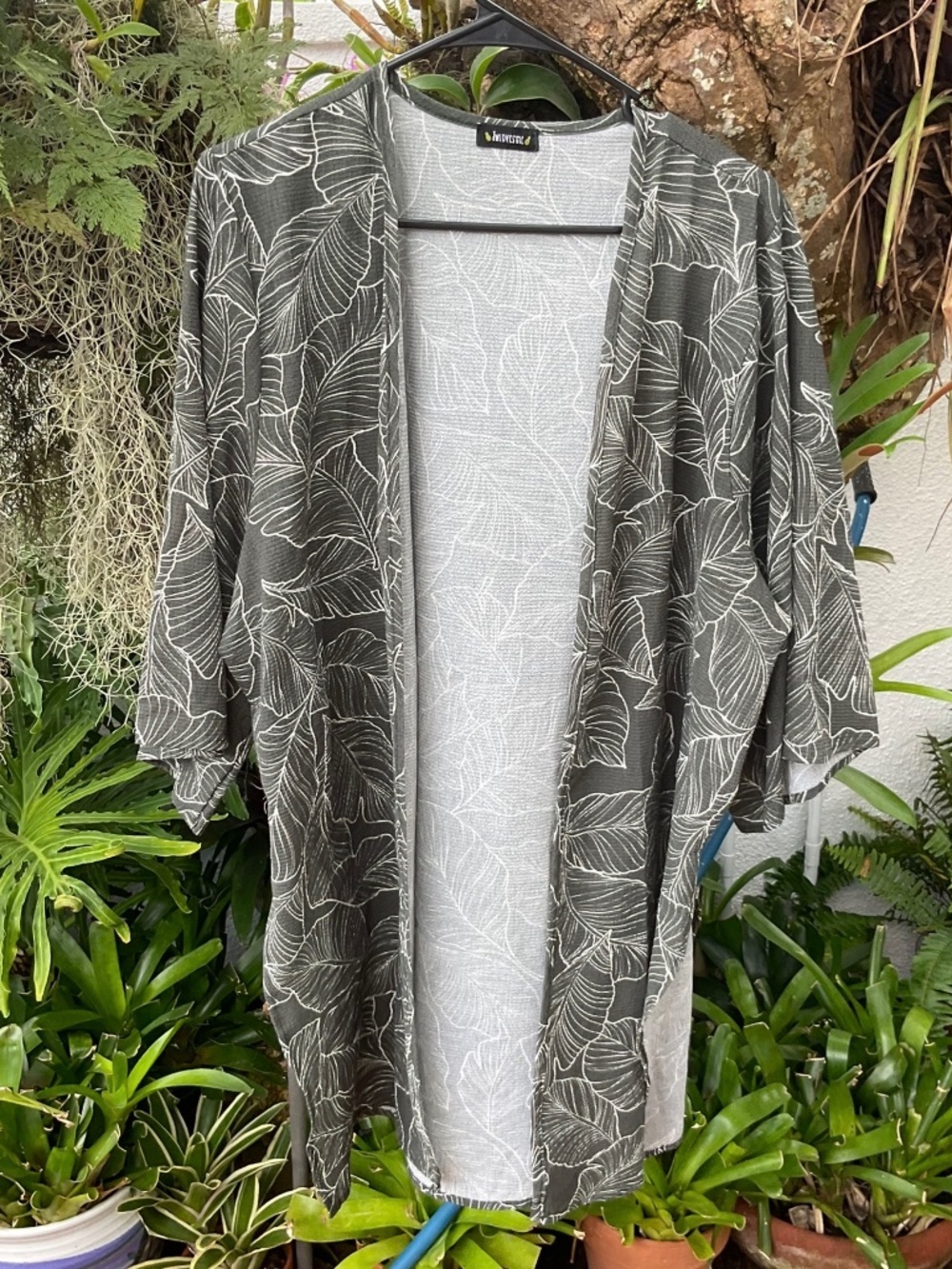 Hawaiian Tropical Dark Gray Open Kimono Like Top